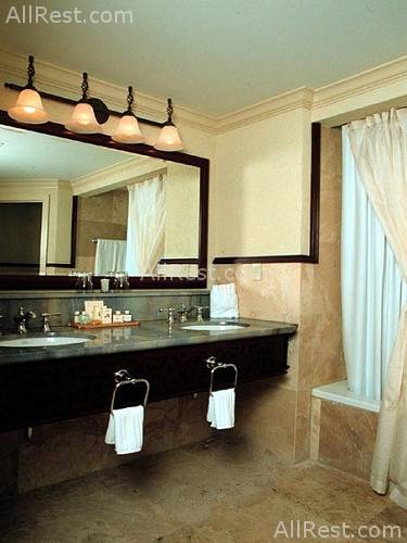 Old Bahama Bay 10
